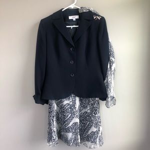 Le Suit 3 Piece Blazer/Scarf/Skirt Set 6